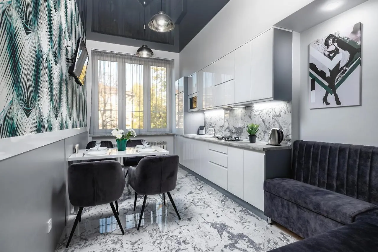 Levia Apartment-With 2 Bedrooms In The Old Town location