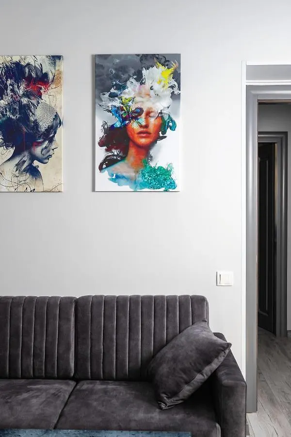 Levia Apartment-With 2 Bedrooms In The Old Town Lviv Apartment