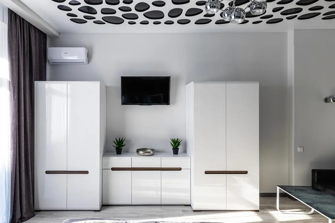 Levia Apartment-With 2 Bedrooms In The Old Town Lviv