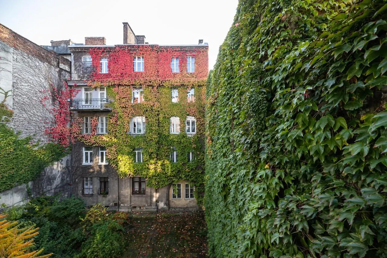 Levia Apartment-With 2 Bedrooms In The Old Town Lviv